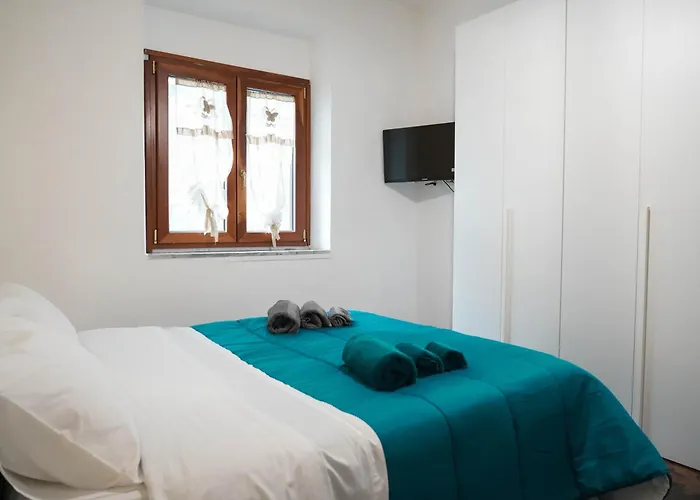 Calabria Is * Crotone